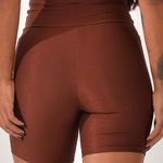 Bermuda Fitness Com Bolso Marrom Pure