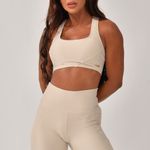 Conjunto Bermuda Fitness Com Bolso Off White Pure