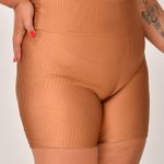 Short Plus Size Cintura Alta Caramelo Prada