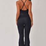 Macacão Fitness Com Alças Finas Preto Flare