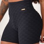 Short Fitness Cintura Alta Preta Jacar Tulipa