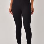 Legging Canelada Cós Alto Preta Bela