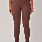 Legging Canelada Cós Alto Marrom Bela
