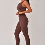 Conjunto Legging Canelada e Top Decote Marrom Bela