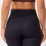 Bermuda Fitness Preto e Marrom Ultra