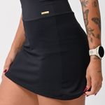 Short Saia Fitness Preto Fluir