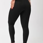 Legging Preta Linhas Seamless