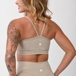 Top Nude Alcinha Com Decote e Bojo UP