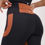 Bermuda Bolso No Cós Preta e Marrom Fusion