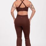 Conjunto Legging Flare Fitness Cintura Alta Marrom Confort JuPxt