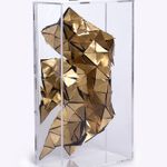 Caixa Acrílico Escultura Latão 18x35x6h | Ouro