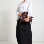 Bolsa Marcela Bucket Couro | Chesnut, Ouro