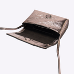 Bolsa Nara Couro Metalic Bala | Carbono