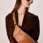 Pochete Antônia Couro | Preto