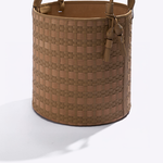 Cesto Paraty Couro Tressê Maxi Tiras 34x35 | Taupe