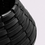 Vaso Vulcão Maia Couro Tressê 30x18h | Preto