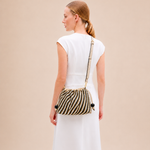 Bolsa Leni Bucket Couro Tressê | Off White, Preto, Amarelo