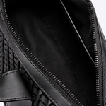 Bolsa Andy Cilindro Couro Tressê | Preto