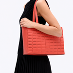 Bolsa Dominó Grande Couro Tressê | Coral