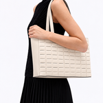 Bolsa Dominó Grande Couro Tressê | Off White
