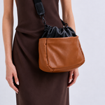 Bolsa Osaka Couro | Caramelo, Preto