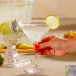 Jogo com 2 Taças De Cristal Para Martini 280 ml Linha Gastro/Colibri Bohemia