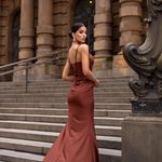 Vestido Longo Nyelis Marrom 