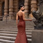 Vestido Longo Nyelis Marrom 