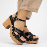 Sandalia Plataforma Preta Salto Cortiça Tachas Douradas