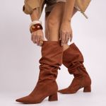 Bota Slouchy Camurça Caramelo Salto Bloco