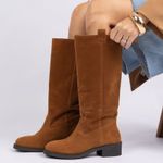 Bota Cano Alto Montaria Camurça Camel