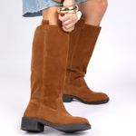 Bota Cano Alto Montaria Camurça Camel