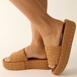 Sandália Flatform Palha Caramelo