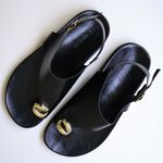 FLAT  ANA VITÓRIA  PRETO