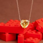 Colar Solitário Coração  Amarelo