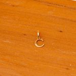 Pingente Letra 5MM Ouro - C