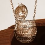 Colar Perfumeiro Cravejado