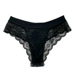 Calcinha em Renda Boneca Isadora Preto - Laura Duncan