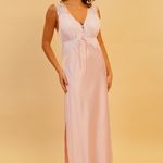 Camisola Longa em Cetim com Botões Rosa Silvia - Miss Victtoria
