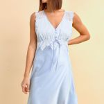 Camisola Curta Regata em Cetim com Botões Azul Silvia - Miss Victtoria