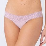 Calcinha String em Algodão e Renda Julia