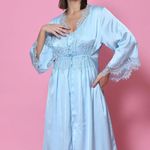 Robe Longo em Cetim Azul com Renda Antonella - Miss Victtoria