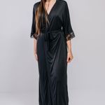 Robe Longo com Renda Preto Eduarda