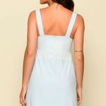 Camisola Longa com Botões, Renda e Fenda Valentina - Miss Victtoria
