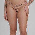Calcinha Biquíni em Renda e Fio Sara Intimates - Thanandra Torres
