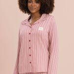 Pijama Feminino Longo com Botões Entre Listras