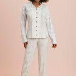 Pijama Feminino Longo com Botões Just Love
