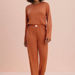 Pijama Feminino Manga longa e Calça Terracota
