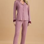 Pijama Feminino Longo com Botões Marsala Dreams