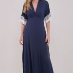 Kaftan Longo em Viscose com Renda Chantilly Heloísa